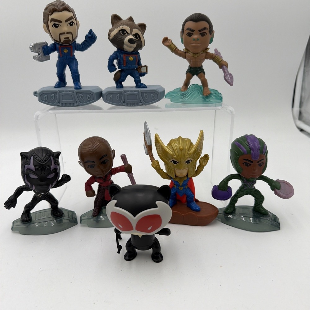 Lot of 8‎ McDonald's Happy Meal/Marvel Avengers 4 Inch Toys